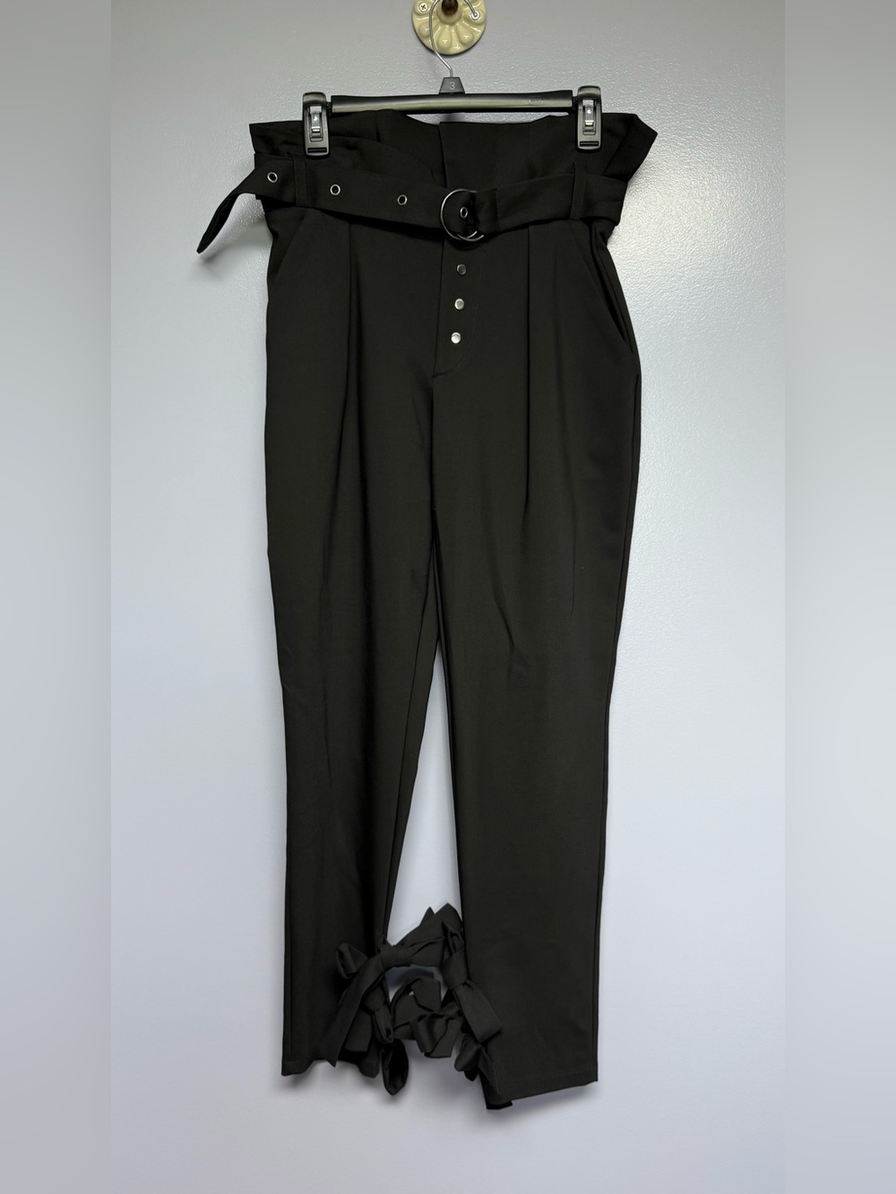 LaManuel High-Waist Paperbag Black Trousers with Belt silver hardware Poland M